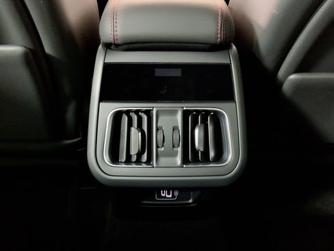 New 2026 Maserati Grecale Trofeo image 31