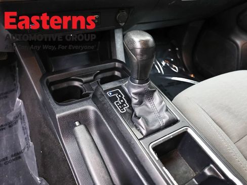 Used 2019 Toyota Tacoma SR RWD image 12