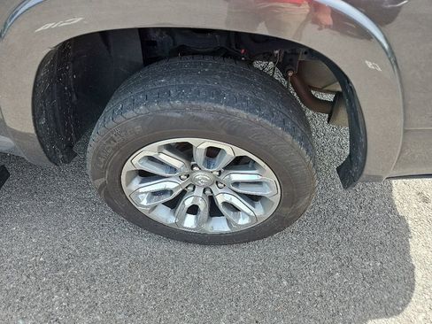 Used 2021 RAM 1500 Laramie w/ Sport Appearance Package AWD/4WD image 12