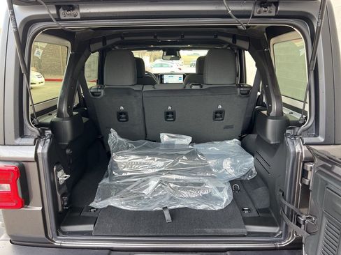 New 2026 Jeep Wrangler Rubicon image 24