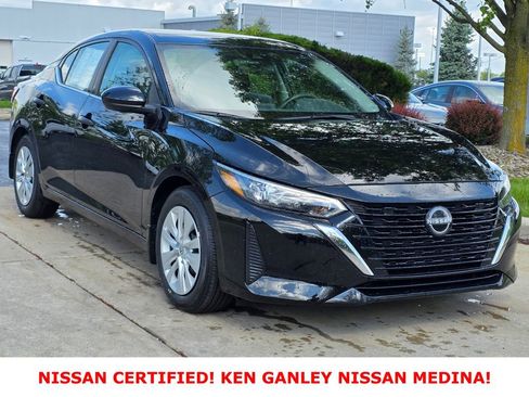 Certified 2025 Nissan Sentra S FWD image 1