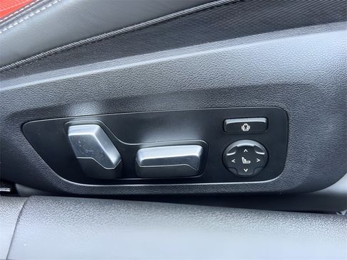 Used 2025 BMW 840i xDrive w/ M Sport Professional Package image 15