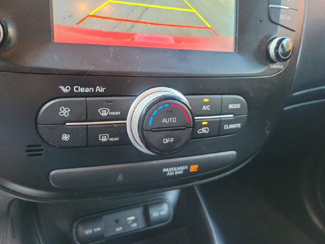 Used 2019 Kia Soul + FWD image 18