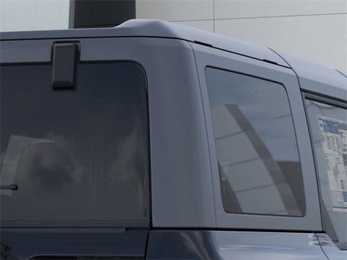 New 2025 Ford Bronco Outer Banks w/ Sasquatch Package image 25