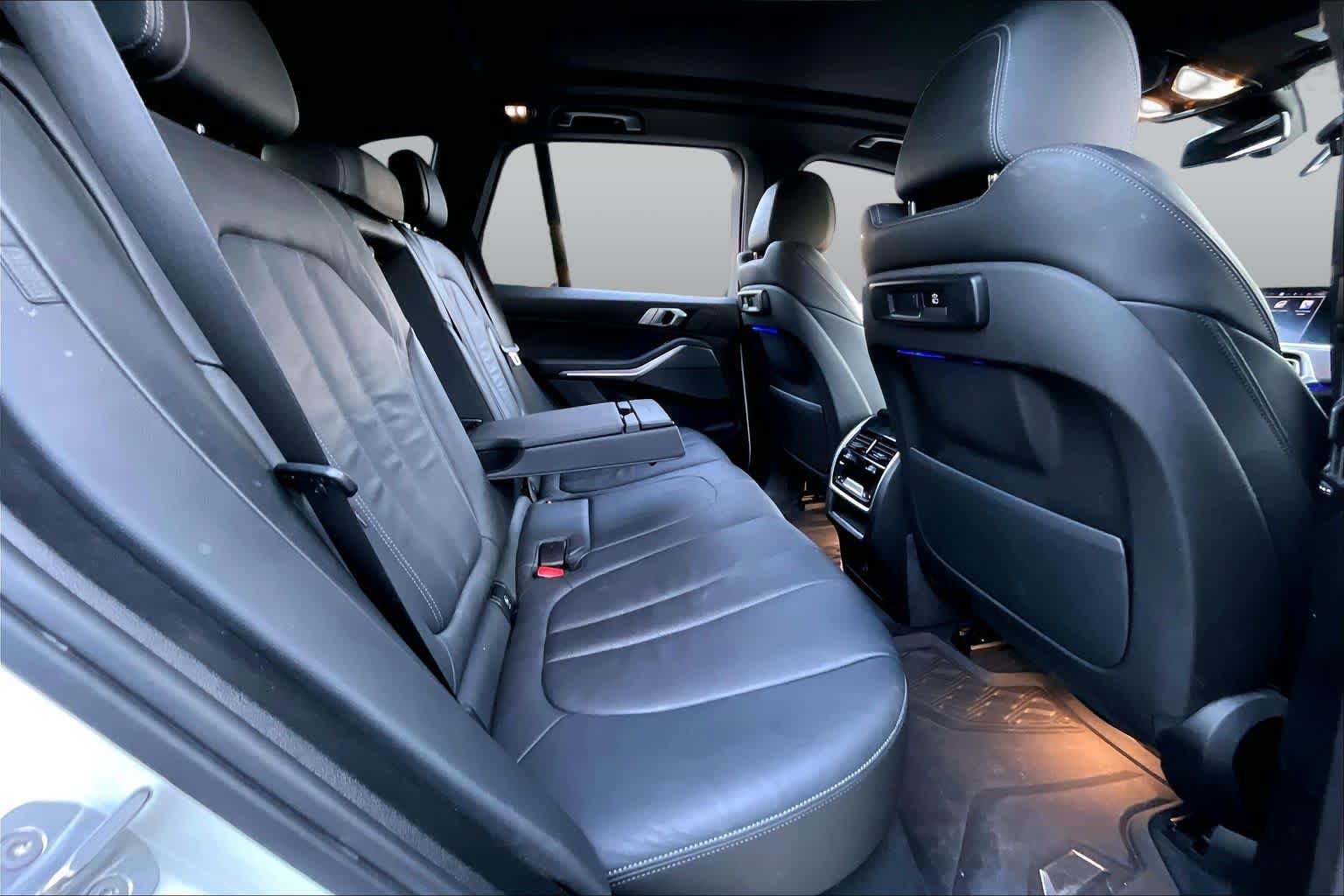 Used 2019 BMW X5 xDrive40i w/ M Sport Package AWD/4WD image 19