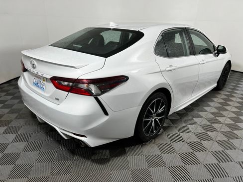 Certified 2023 Toyota Camry SE image 5