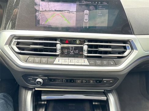 Used 2022 BMW M440i Coupe image 22