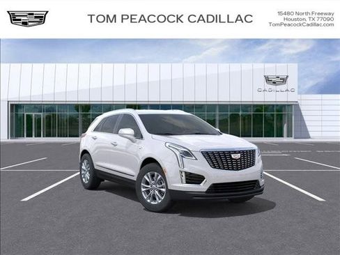 New 2025 Cadillac XT5 Luxury image 1