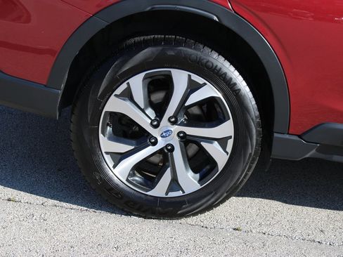 Used 2020 Subaru Outback Limited image 27