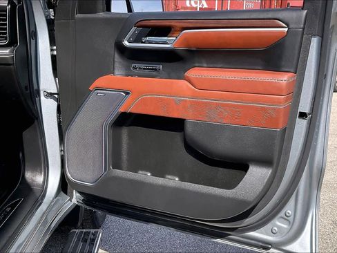 Used 2025 GMC Sierra 1500 Denali Ultimate image 23