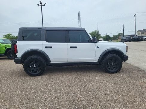 Used 2023 Ford Bronco Black Diamond AWD/4WD image 6
