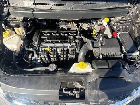 Used 2018 Dodge Journey SE FWD image 27