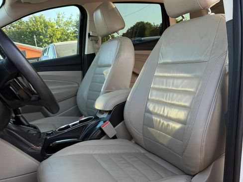 Used 2016 Ford Escape Titanium w/ Equipment Group 301A FWD image 9