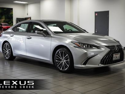 Certified 2025 Lexus ES 300h 300h