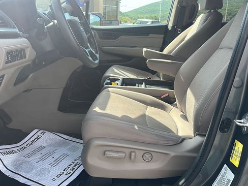 Used 2020 Honda Odyssey EX image 9