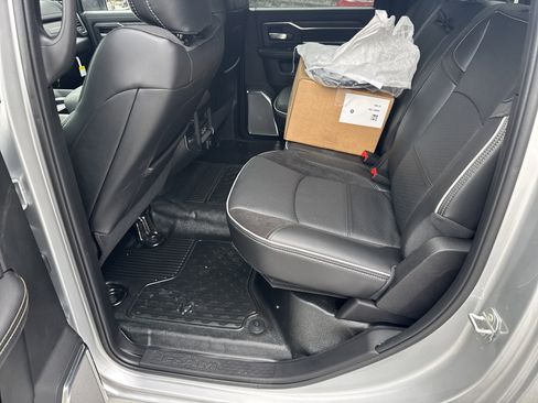 New 2026 RAM 5500 4x4 Crew Cab w/ Laramie Trim Package image 26