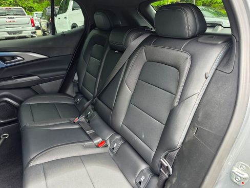 New 2026 Chevrolet Equinox EV LT AWD/4WD image 17