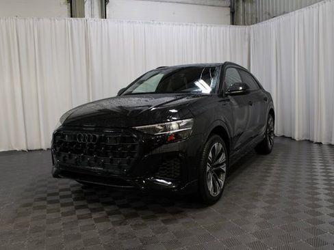 New 2025 Audi Q8 Premium image 29