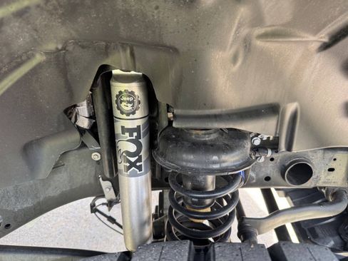 Used 2021 Jeep Wrangler Unlimited Sahara AWD/4WD image 10
