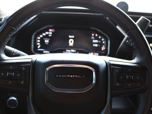 Used 2024 GMC Sierra 3500 Denali Ultimate AWD/4WD image 31