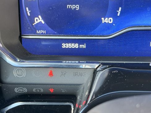 Used 2024 Chevrolet Silverado 1500 LT AWD/4WD image 22