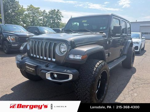 Used 2019 Jeep Wrangler Unlimited Sahara AWD/4WD image 1