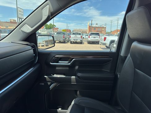 Used 2024 Chevrolet Silverado 1500 LT Trail Boss w/ Convenience Package II image 15