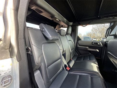 Certified 2023 Ford Bronco Badlands image 38