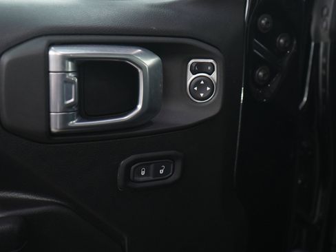 Used 2022 Jeep Wrangler Sport S image 15