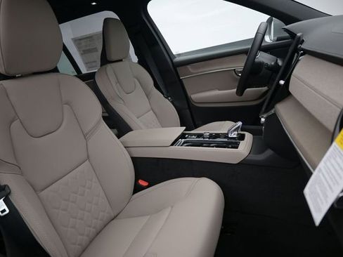 New 2026 Volvo XC90 B5 Plus w/ Protection Package Premier image 35