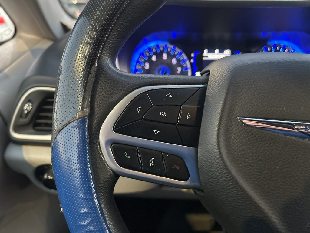 Used 2018 Chrysler Pacifica LX FWD image 11