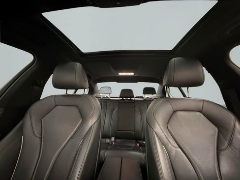 Used 2018 BMW 540i xDrive image 12