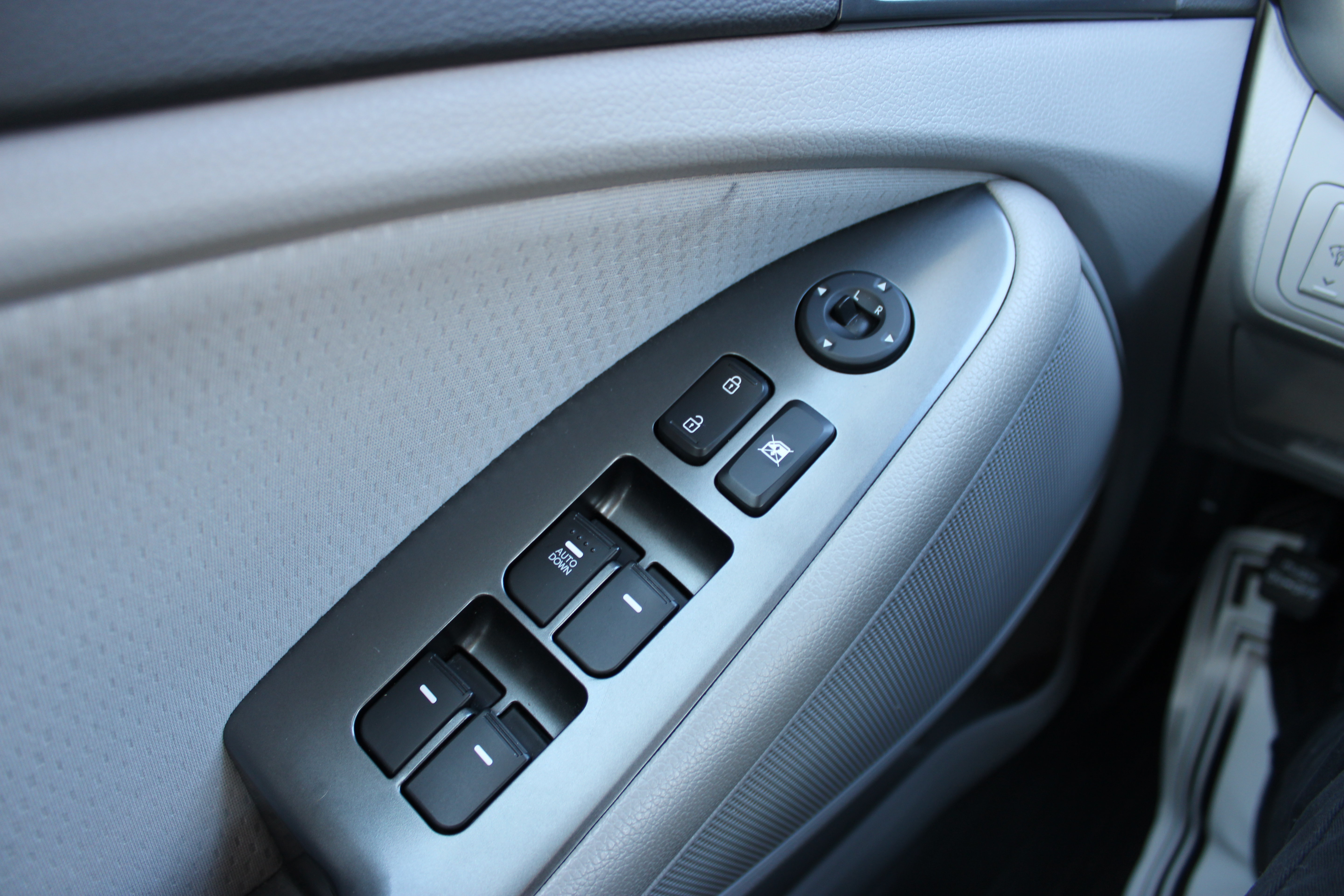 Used 2013 Kia Optima LX FWD image 26
