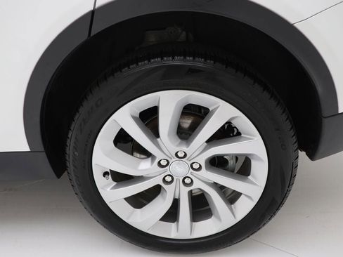 Used 2023 Land Rover Discovery Sport S image 10