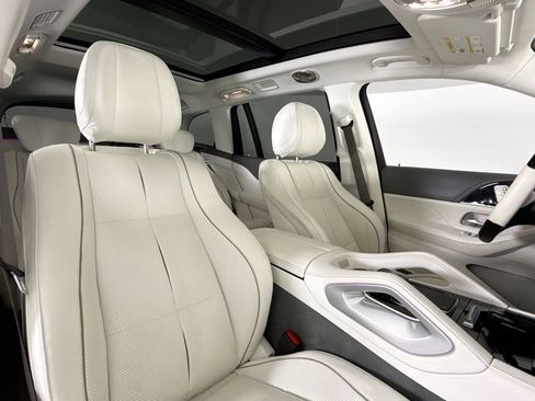 Used 2023 Mercedes-Benz Maybach GLS 600 Maybach GLS 600 image 14