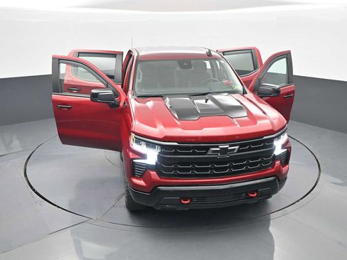Used 2024 Chevrolet Silverado 1500 LT Trail Boss w/ LPO, Dark Essentials Package AWD/4WD image 56