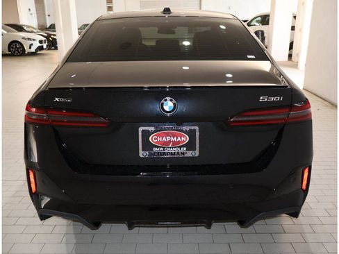 New 2027 BMW 530i xDrive w/ M Sport Package AWD/4WD image 6