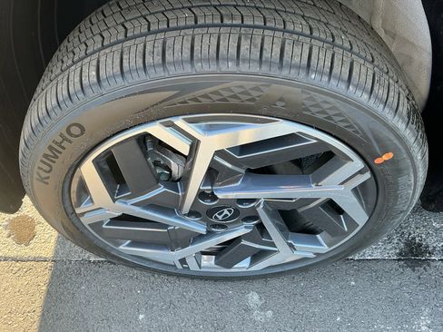 New 2026 Hyundai Kona SEL Premium image 9