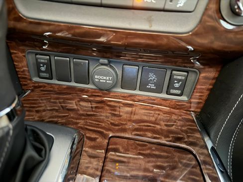 Used 2017 Nissan Armada SL w/ Technology Package RWD image 25
