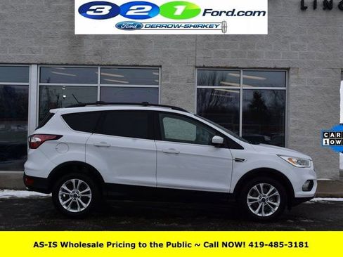 Used 2018 Ford Escape SEL image 3