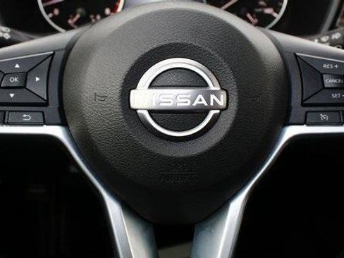 Used 2025 Nissan Altima 2.5 SV image 11