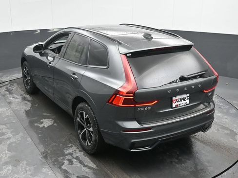 New 2026 Volvo XC60 B5 Core w/ Protection Package Premier AWD/4WD image 37