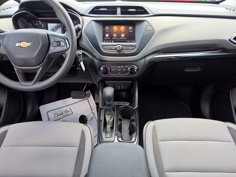 Certified 2021 Chevrolet TrailBlazer LS FWD image 19