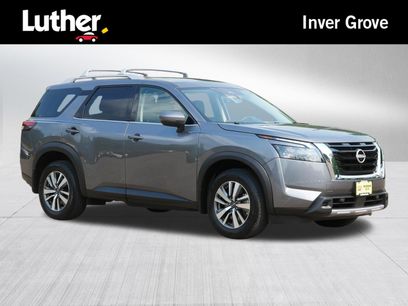 Certified 2025 Nissan Pathfinder SL