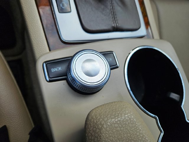 Used 2011 Mercedes-Benz C 300 4MATIC Sedan image 27