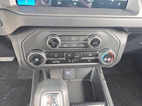 New 2025 Ford Bronco 2-Door image 12