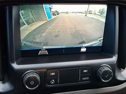 Used 2022 GMC Canyon AT4 image 18