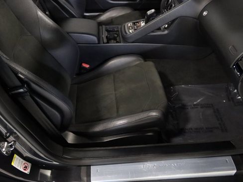 Used 2021 Jaguar F-TYPE R-Dynamic image 62