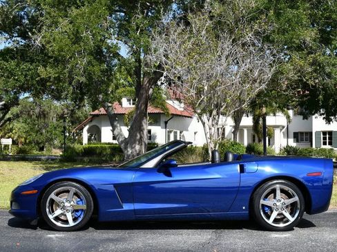 Used 2007 Chevrolet Corvette Convertible w/ Preferred Equipment Group RWD image 25