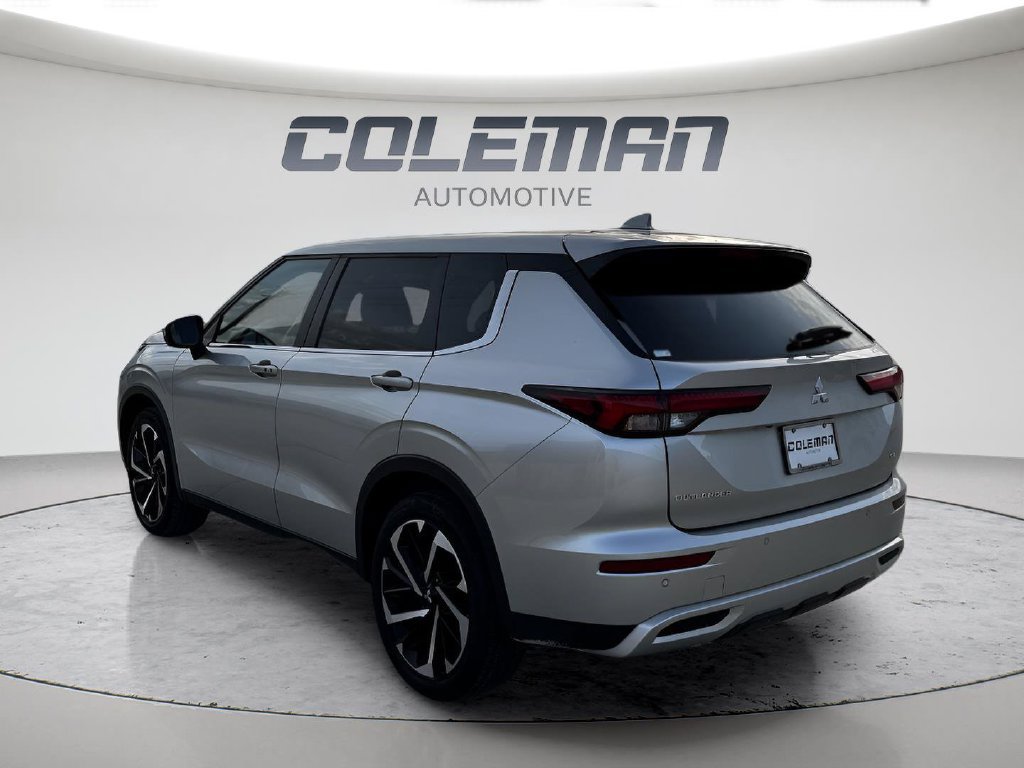 Used 2024 Mitsubishi Outlander SE AWD/4WD image 8